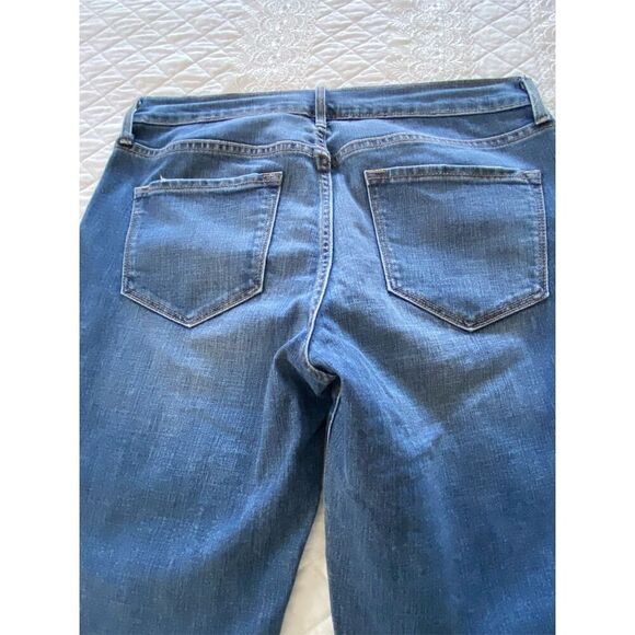 Old Navy Original Mid Rise Skinny Jeans Size 6 Medium Wash Blue Denim - Picture 5 of 11